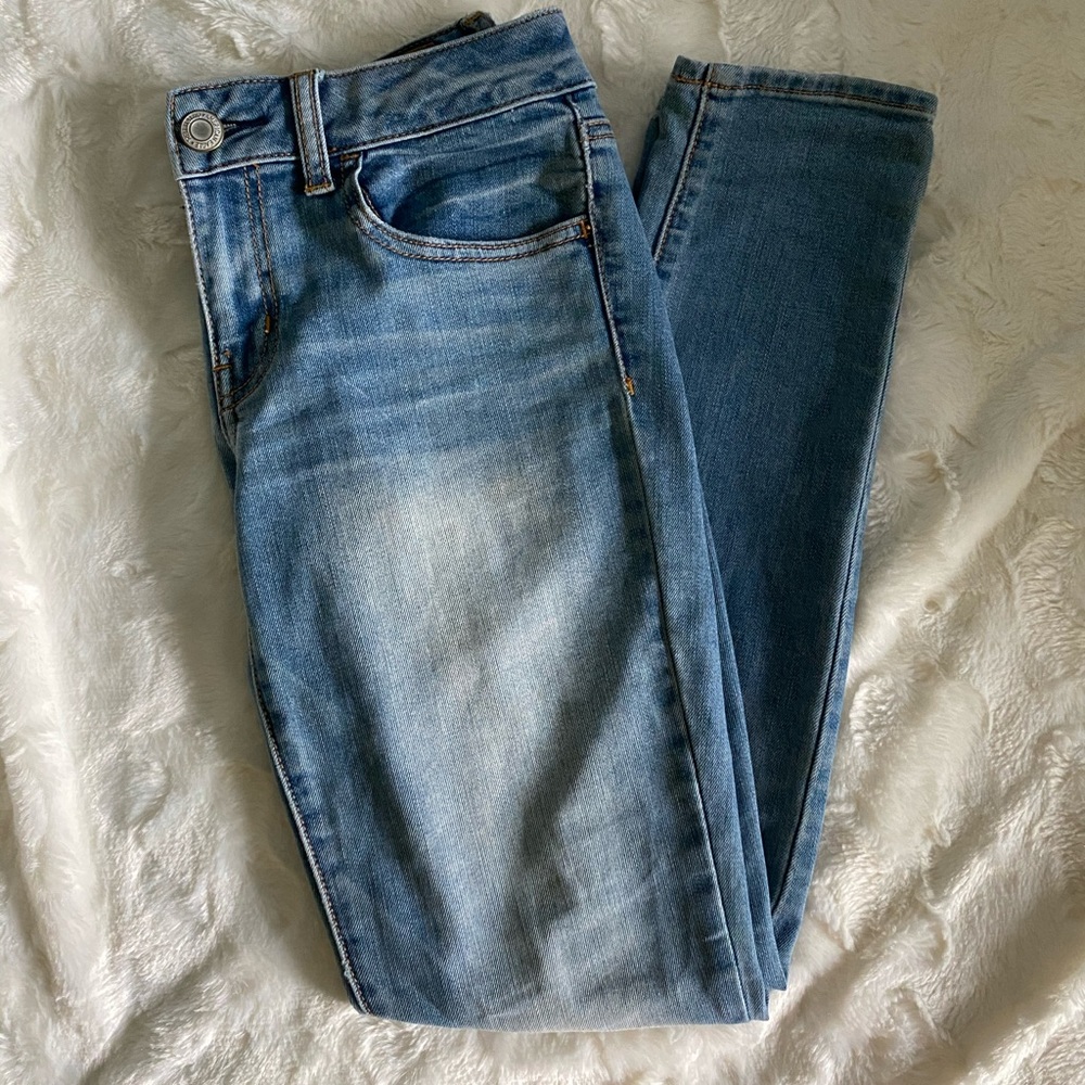 American Eagle Light Wash Jegging Jeans